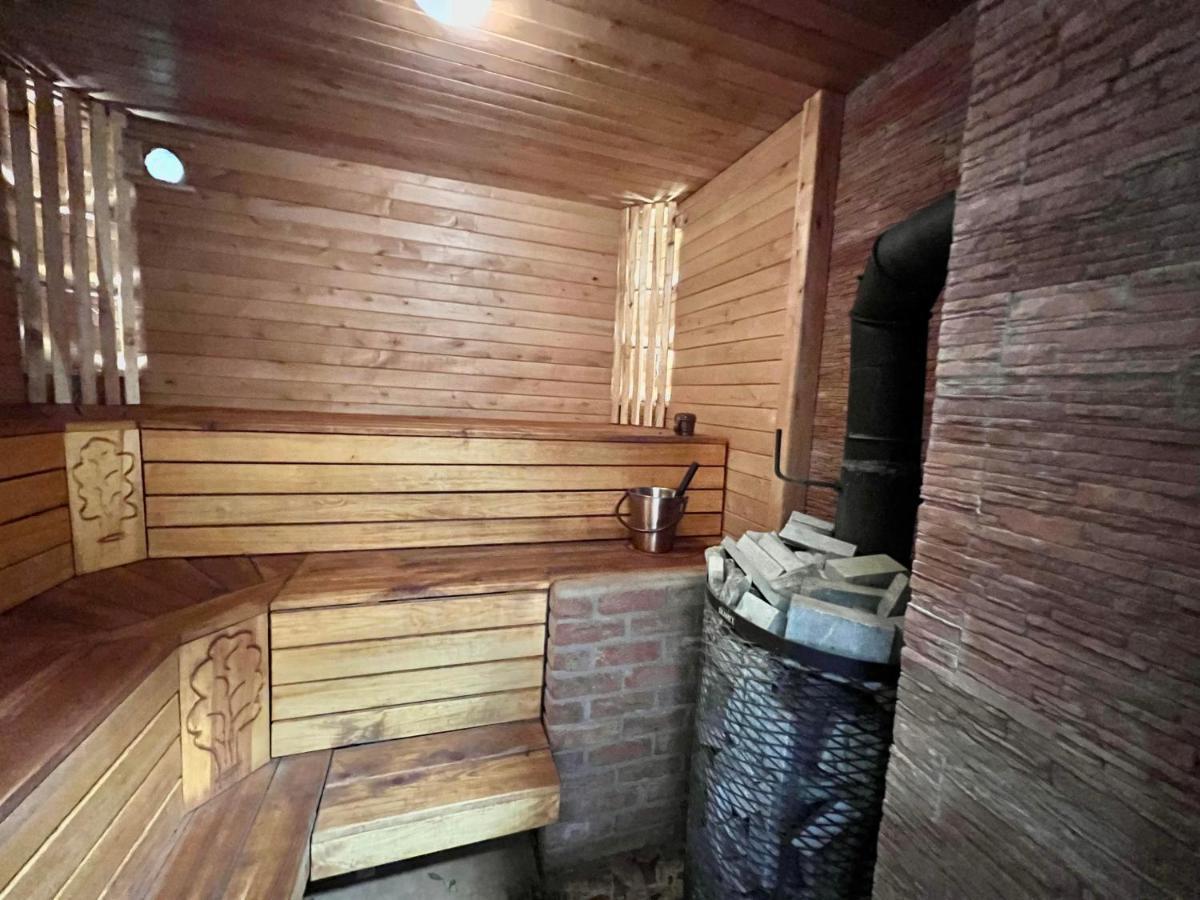 فيلا Aguona Royal Oasis Molėtai المظهر الخارجي الصورة